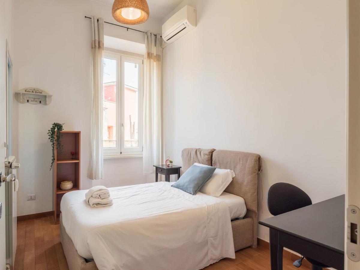 The Best Rent - Colourful Two-Bedroom Apartment Near Termini Station Рим Экстерьер фото