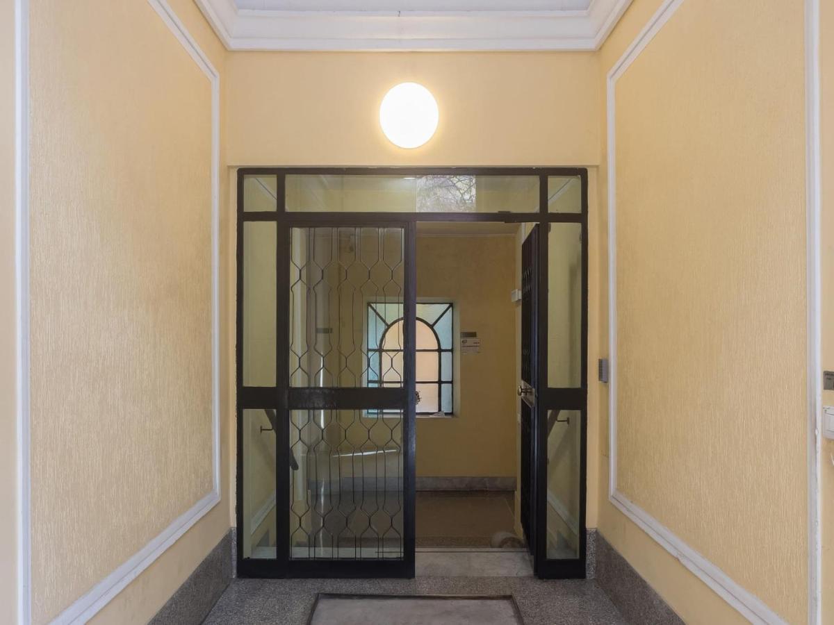 The Best Rent - Colourful Two-Bedroom Apartment Near Termini Station Рим Экстерьер фото