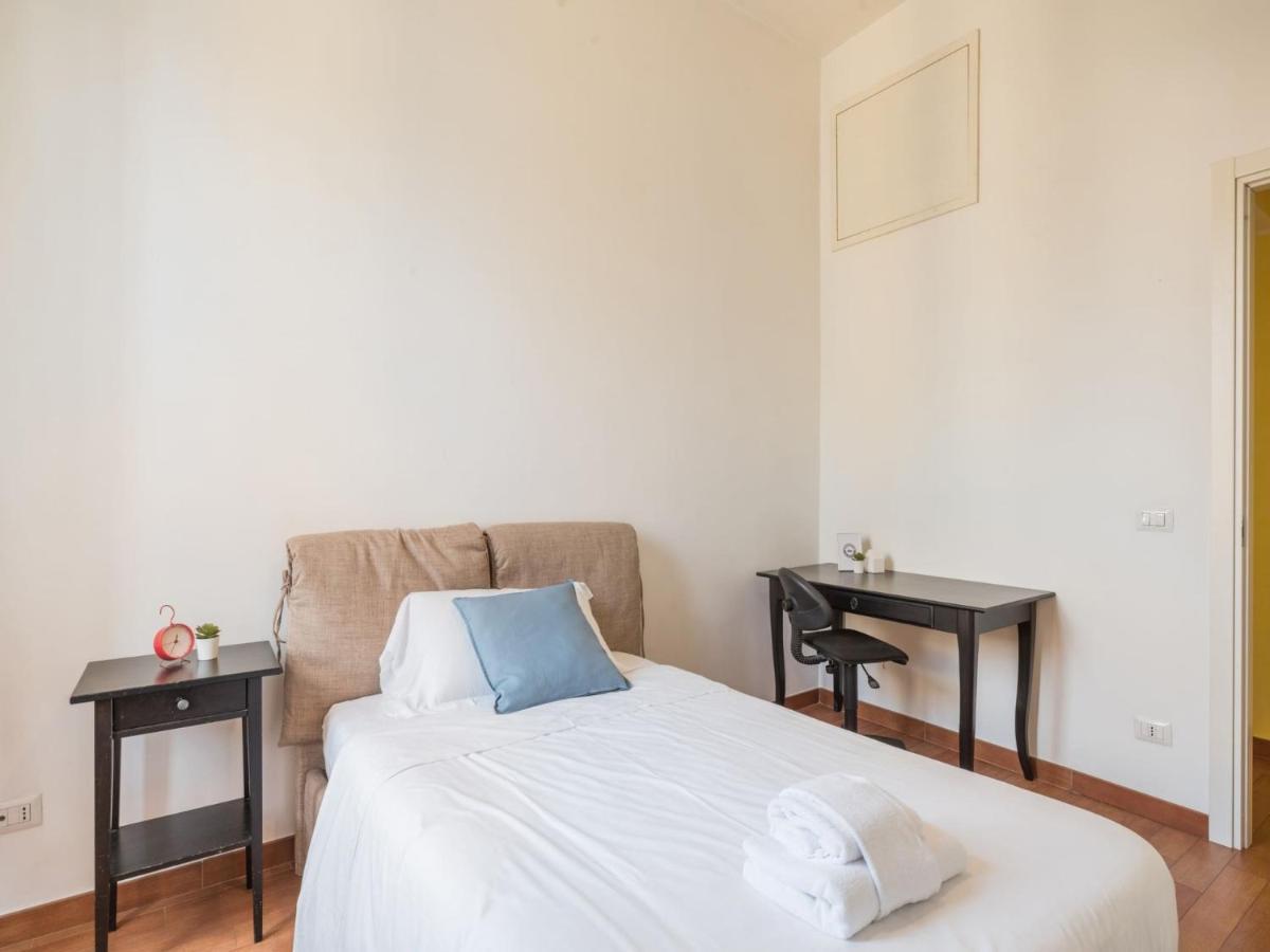 The Best Rent - Colourful Two-Bedroom Apartment Near Termini Station Рим Экстерьер фото